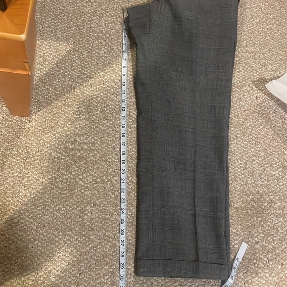 LANDS END 38 x 30 men’s wool stretch classic transitional fit pants with cuffs - Picture 15 of 15